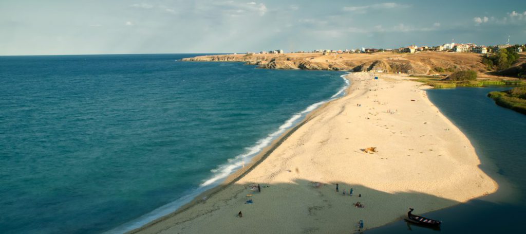 Морската столица на България by Radi - Ourboox.com