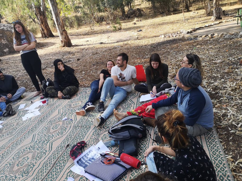 מטלת סיכום – מבוא לשירותי אנוש – “תוצרת הארץ” by Barhodaya - Illustrated by מגישות: ליאור ברודץ ובר הודיה שאולי  - Ourboox.com