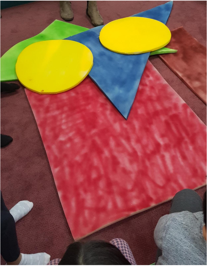 معرض الاطفال لدمج الاشكال الهندسية by njmh - Illustrated by المربيات نجمه زحالقه وامال نصر الدين - Ourboox.com