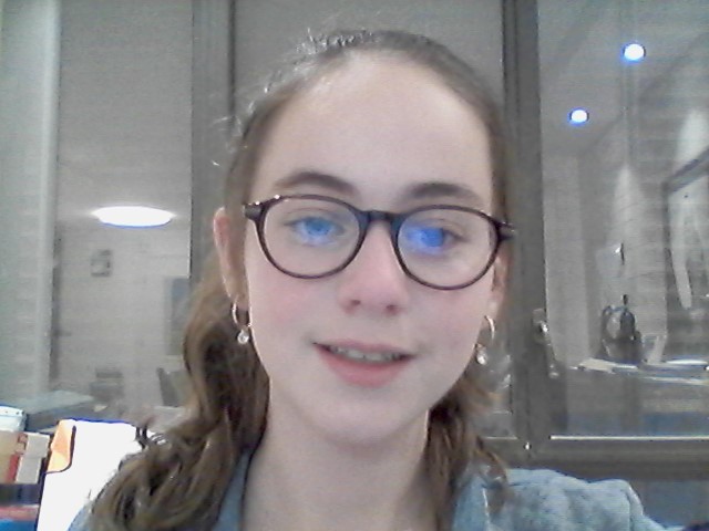 הכל עניין של זוויות by chani donin - Illustrated by חני דונין - Ourboox.com