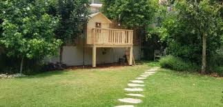 איך זה להיות עץ ? by nofar - Illustrated by נופר נזרי - Ourboox.com