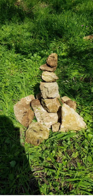 اللعب بالخطوط ,الاشكال والاجسام بكل مكان الروضة الساحة والبيت by njmh - Illustrated by المربيات نجمه زحالقه وامال نصر الدين - Ourboox.com