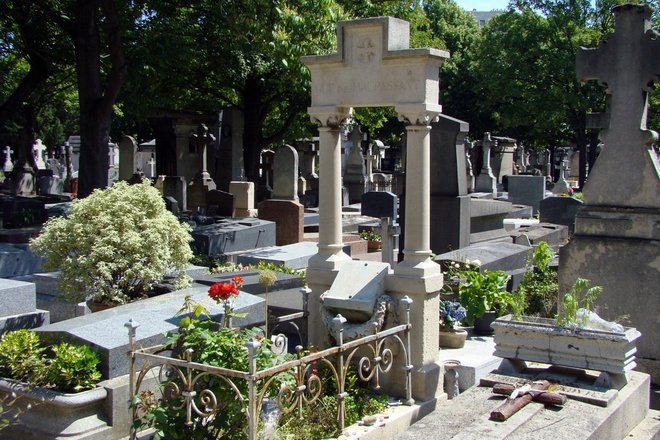 Могила Гі де Мопассана