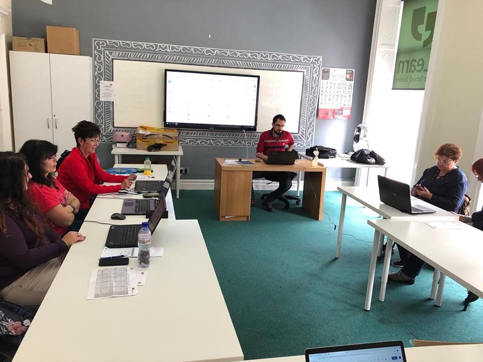 – Пътешествия до Ирландия и Малта – by Rumyana - Ourboox.com