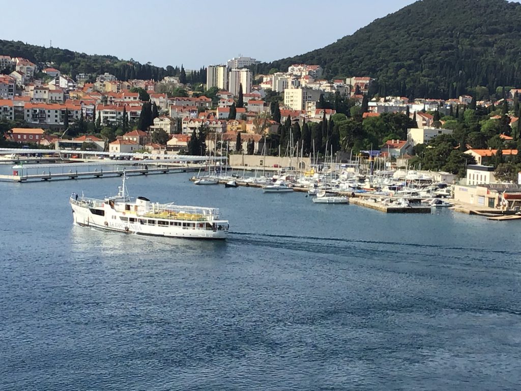 Dubrovnik by Hilary Scukovic - Ourboox.com