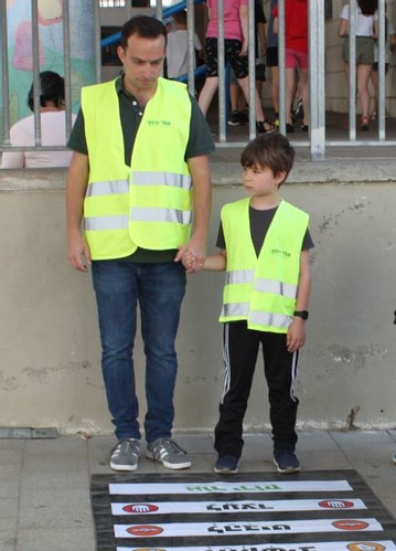 יום זהירות בכבישים by roya abu arar - Ourboox.com