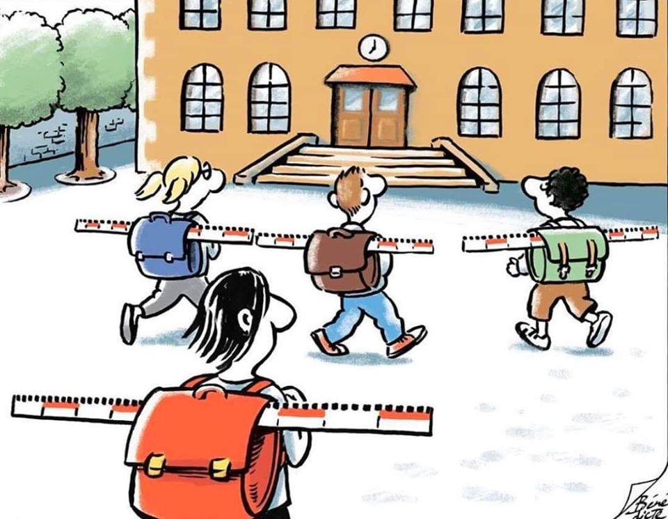 Începem şcoala by Nedeianu Lorenia - Illustrated by Maestra Lori - Ourboox.com