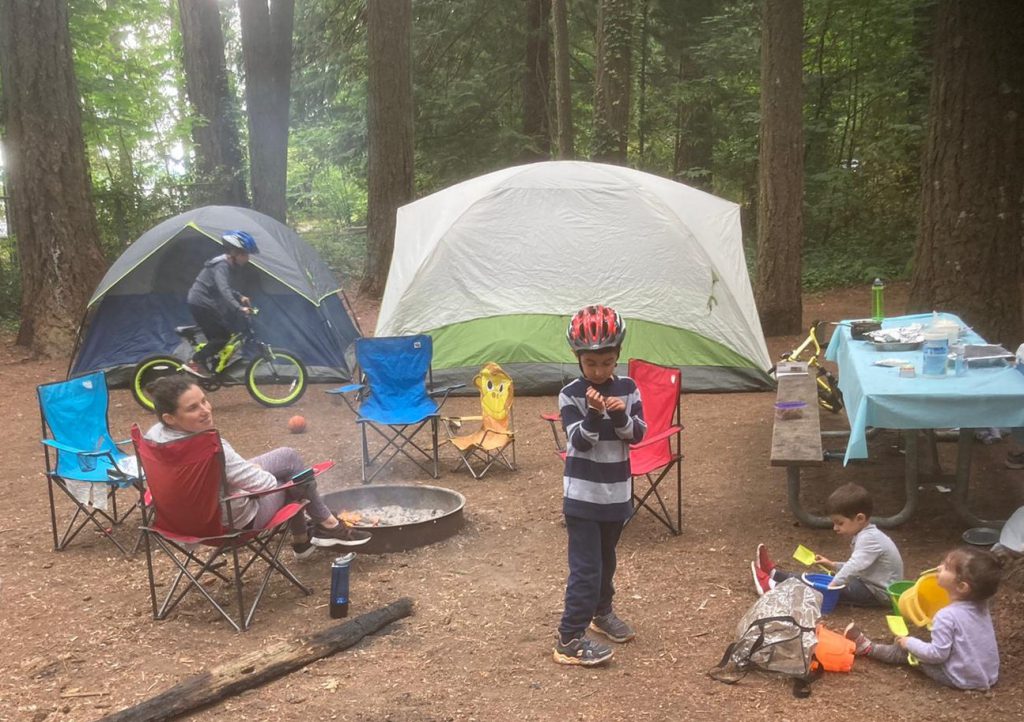 קמפינג by sharona Givol - Illustrated by שרונה גבעול - Ourboox.com