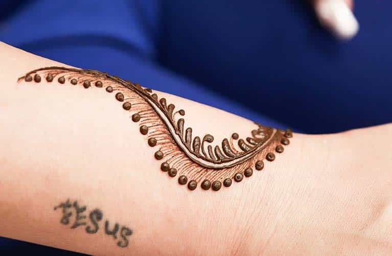 Mirrors Beauty Lounge by mirrorsbeauty - Ourboox.com