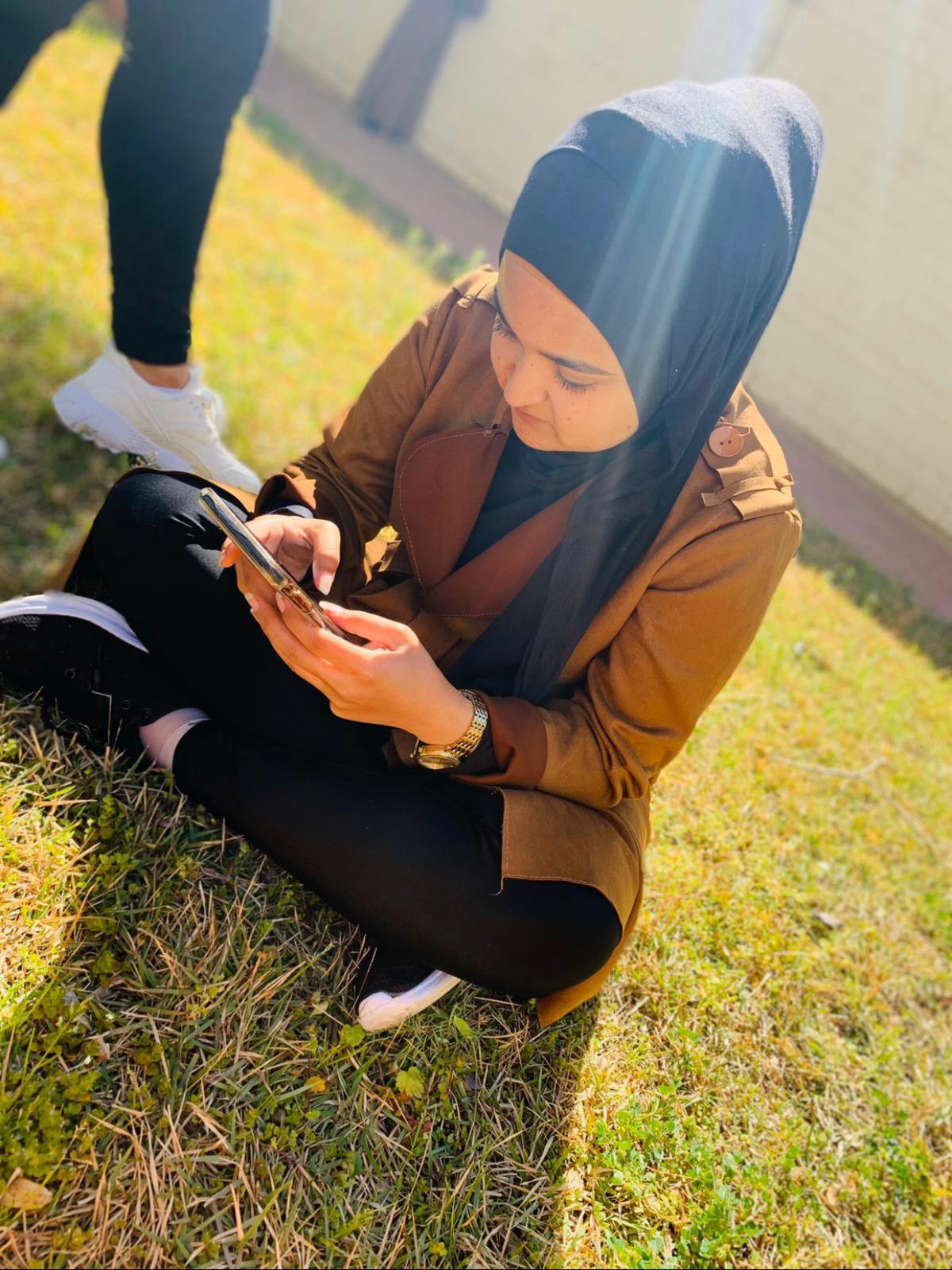 Girlfriends by hanen abuajaj - Ourboox.com