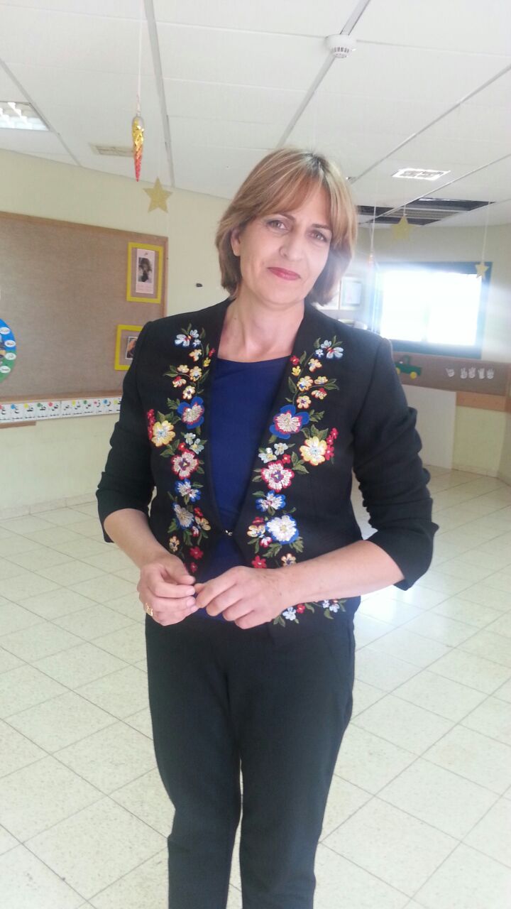 صور العائلة by samira hussien - Ourboox.com