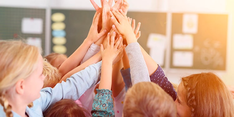 Finlandiya Eğitim Sistemi by Drn Çğl GLR - Illustrated by Daren Çağıl GÜLER - Ourboox.com