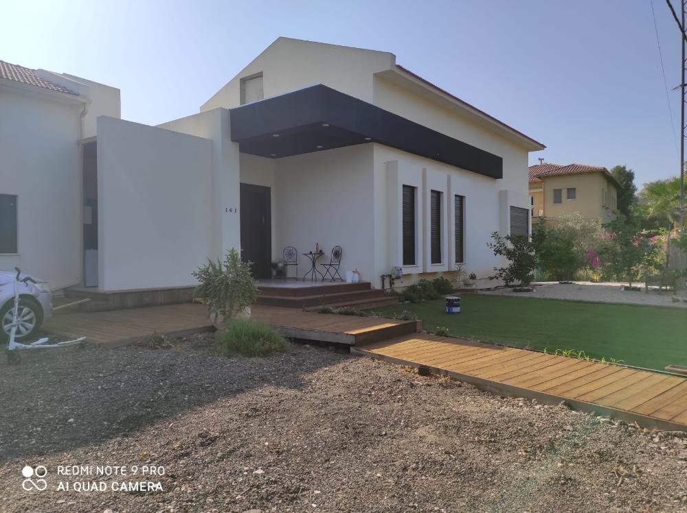 all about me by idan levi - Ourboox.com