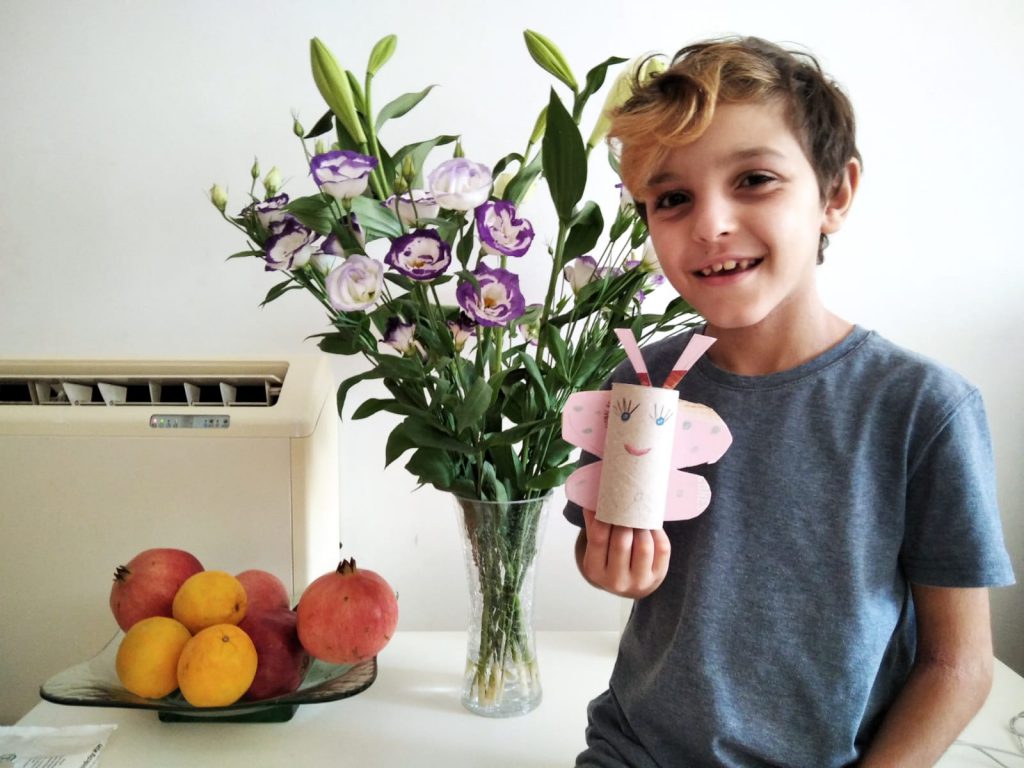 תערוכת הפרפרים של ב’3 בית- ספר אילן רמון חדרה by Assaf Dauber - Illustrated by אסף דאובר - Ourboox.com