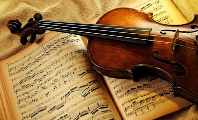 Можна подивитися на визначення музики з емоційної сторони: музика - це засіб або спосіб передачі емоцій і почуттів. Музика - це чудовий дар, даний людству. Запитайте у різних людей про те, що значить музика для них, і отримаєте різні відповіді. Музика може бути засобом отримання насолоди, способом самовираження, хобі (коли людина сам складає), справою всього життя (коли захоплення музикою дуже сильно) і т.д.