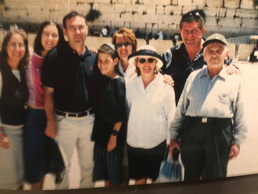 Pictures from Zevi’s birthday presentation by Shira Strauss - Ourboox.com