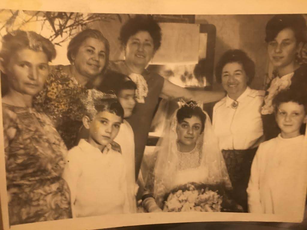 Pictures from Zevi’s birthday presentation by Shira Strauss - Ourboox.com