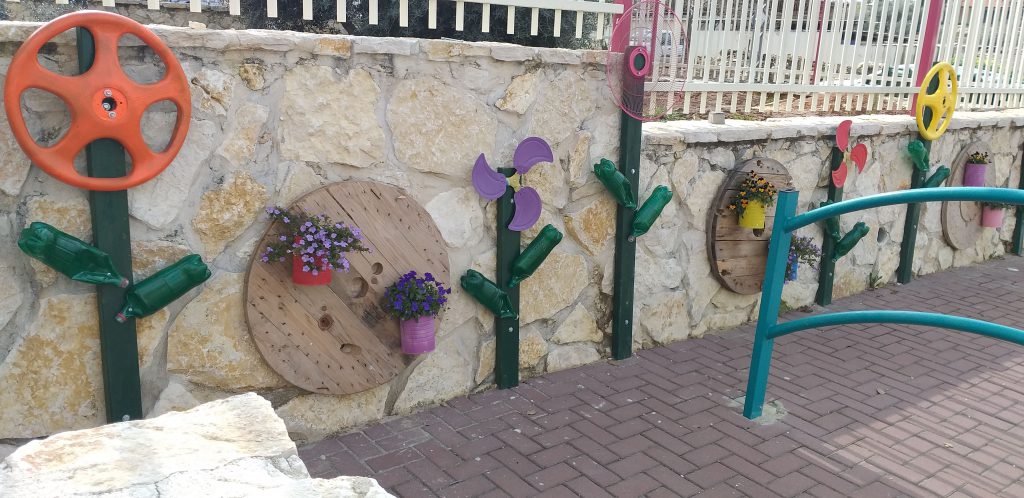 الروضة الخضراء روضة الايمان المربية نجمه زحالقه by njmh - Ourboox.com