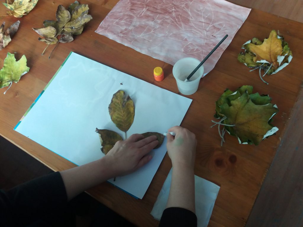 Colaj din frunzele toamnei by Ionela Fedmasu - Ourboox.com