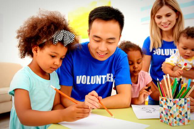 volunteering in kindergarden by Efrat Mor - Ourboox.com