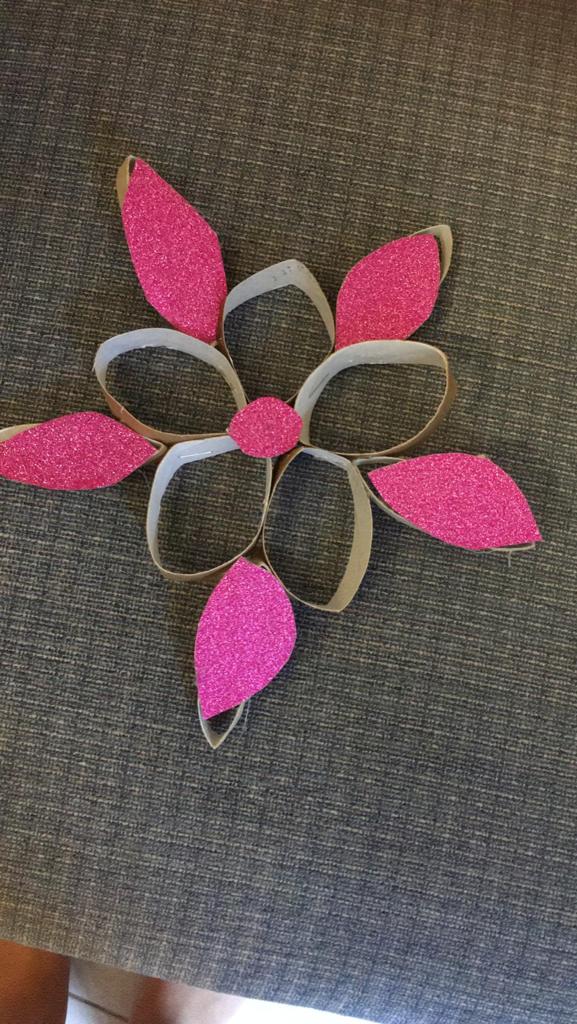 עבודות אומנות מחצאית א’- עדי גלזר by Adi glasser - Illustrated by עדי גלזר - Ourboox.com