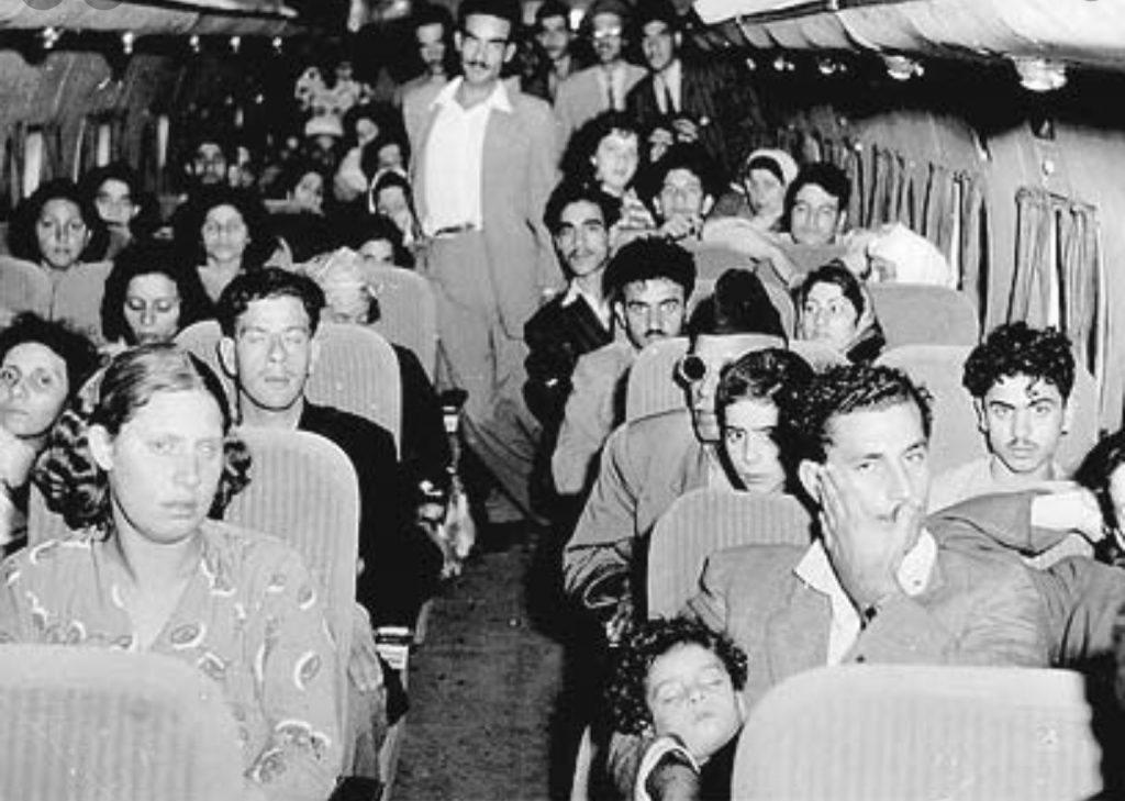 העלייה מפולין by Avigail - Illustrated by אביגיל לוי - Ourboox.com