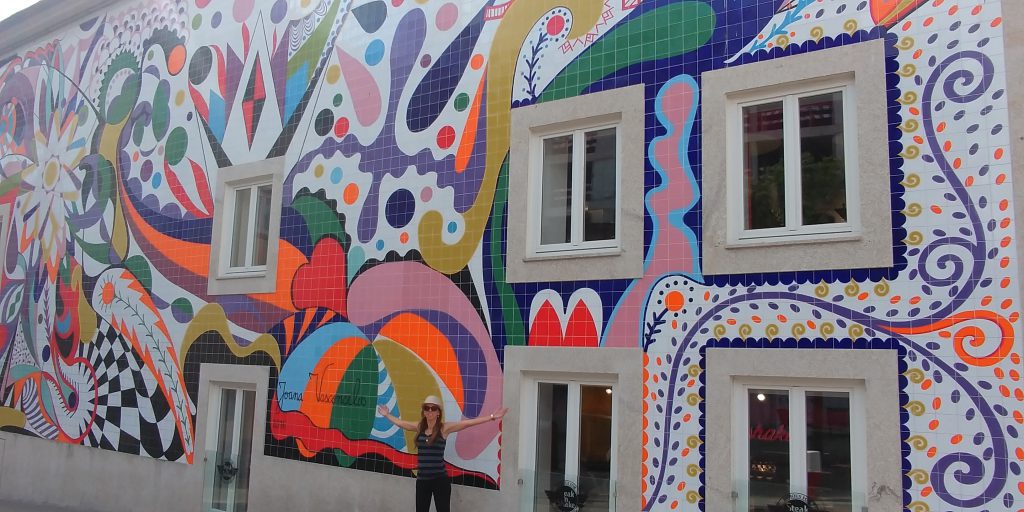 עוברים דירה by renata - Illustrated by רנטה גבאי - Ourboox.com