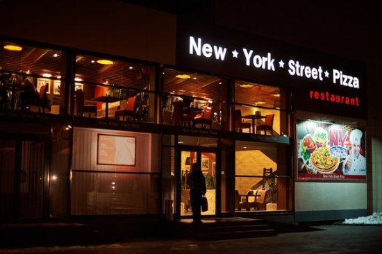 Petit guide de Rivne by Liliia Zhuk - Ourboox.com