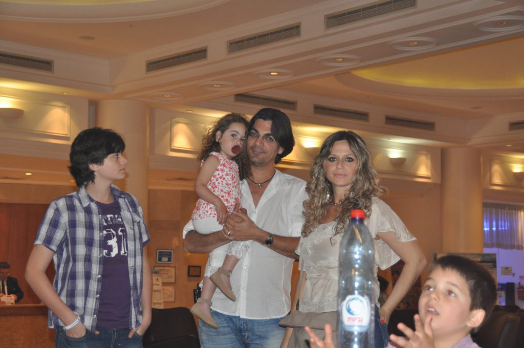 פיני לוזון ממשפחת מוטורולה באר שבע by shuki avziz - Ourboox.com