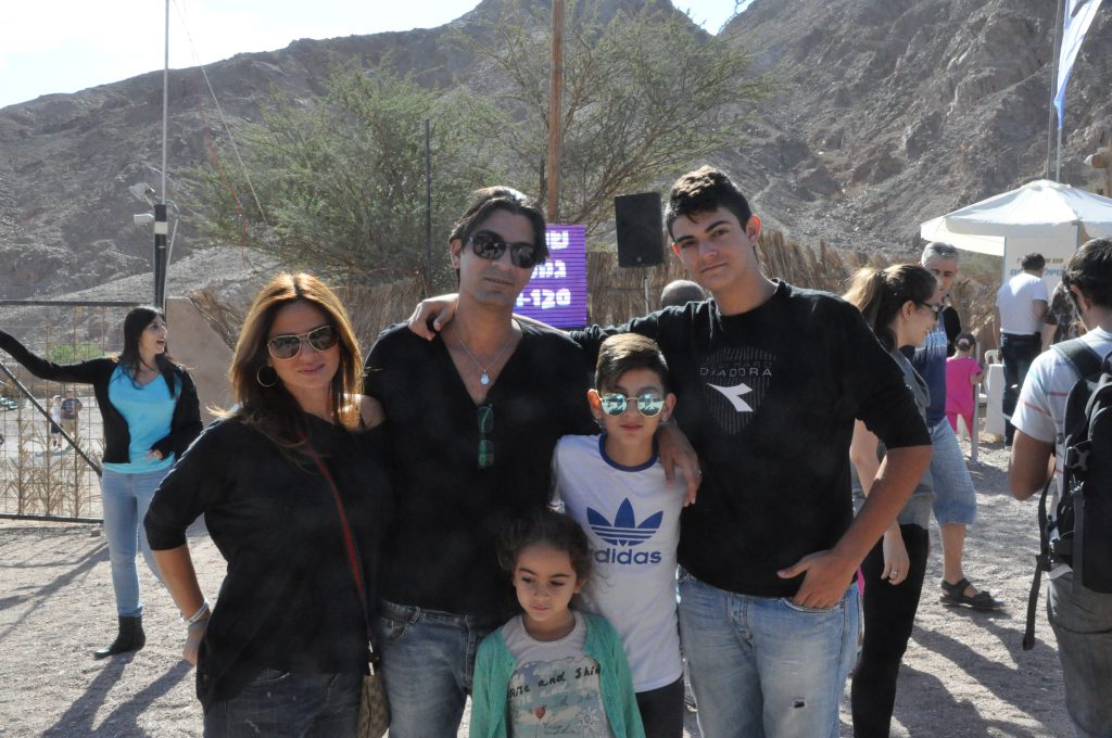 פיני לוזון ממשפחת מוטורולה באר שבע by shuki avziz - Ourboox.com