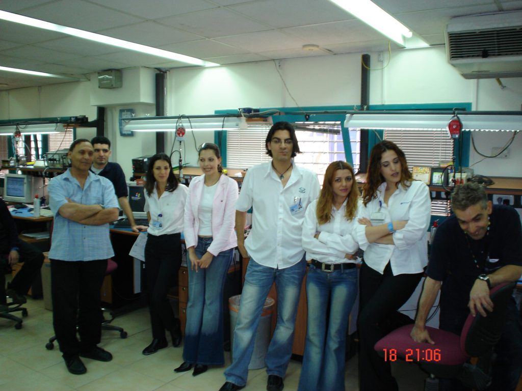 פיני לוזון ממשפחת מוטורולה באר שבע by shuki avziz - Ourboox.com