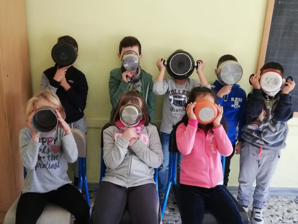 Il pentolino di Antonino by Patrizia Faccilongo - Illustrated by Manuela Ferrero Varsino, Angela Tomada, Patrizia Faccilongo, Stefania Ferrero, Giusy Galati - Ourboox.com