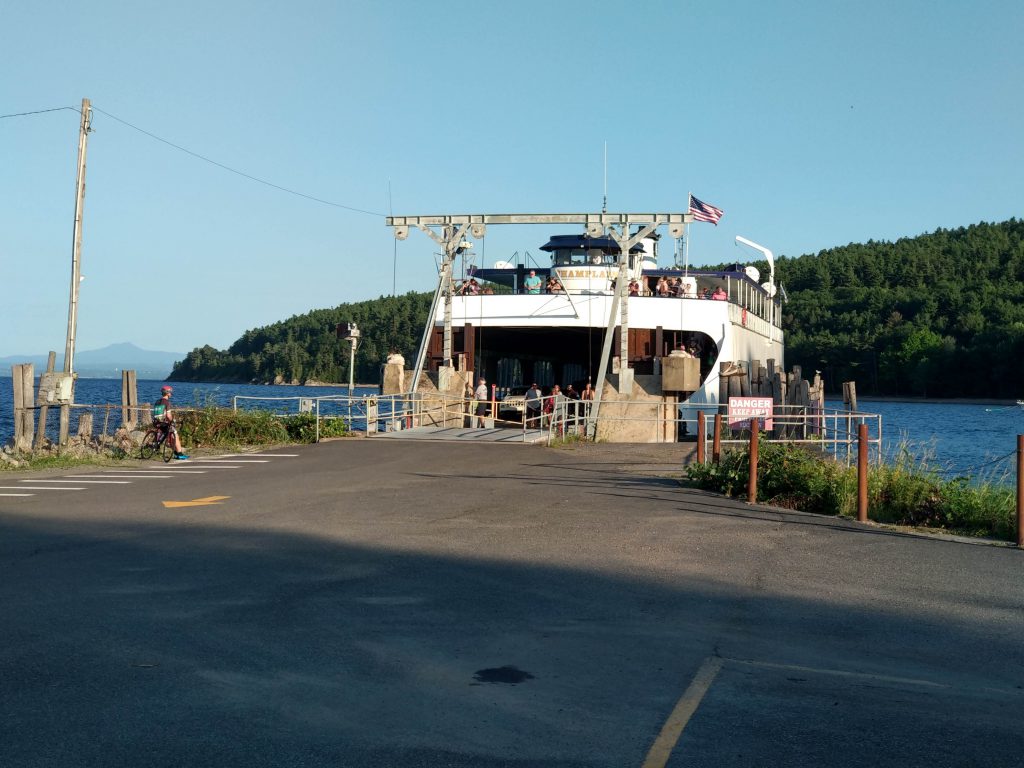 טיול קרוואן משפחתי by lisan oron - Ourboox.com