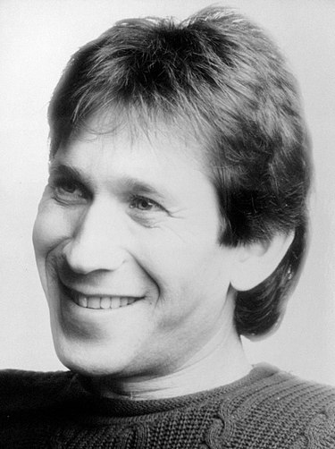 עוזי חיטמן by Or Shabtai - Illustrated by אור שבתאי - Ourboox.com