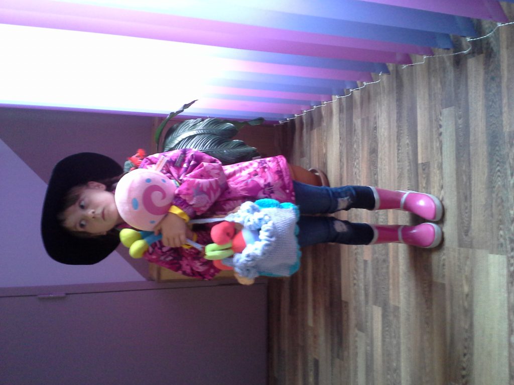 Minu pere ja lood by Emily Spiridonova - Ourboox.com