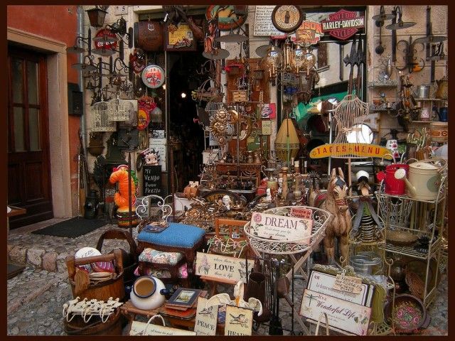 USED OBJECT by Alice Stirbu - Ourboox.com