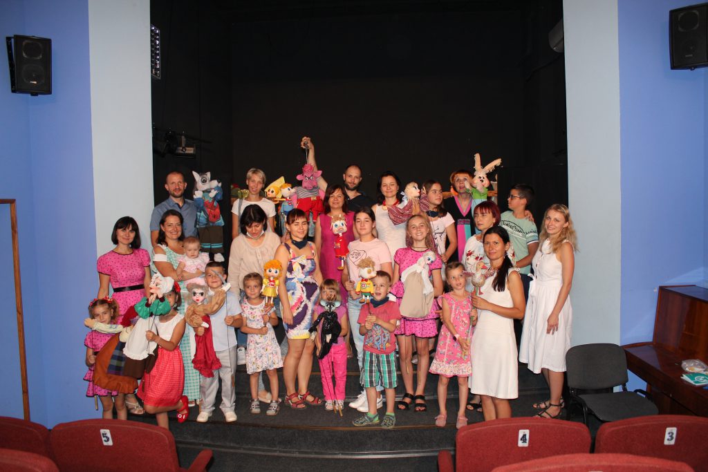 Проєкти учасниць Онлайн-інтенсиву для освітян by Nataliia - Illustrated by Лабораторія з розвитку критичного мислення НЦ"МАНУ" - Ourboox.com