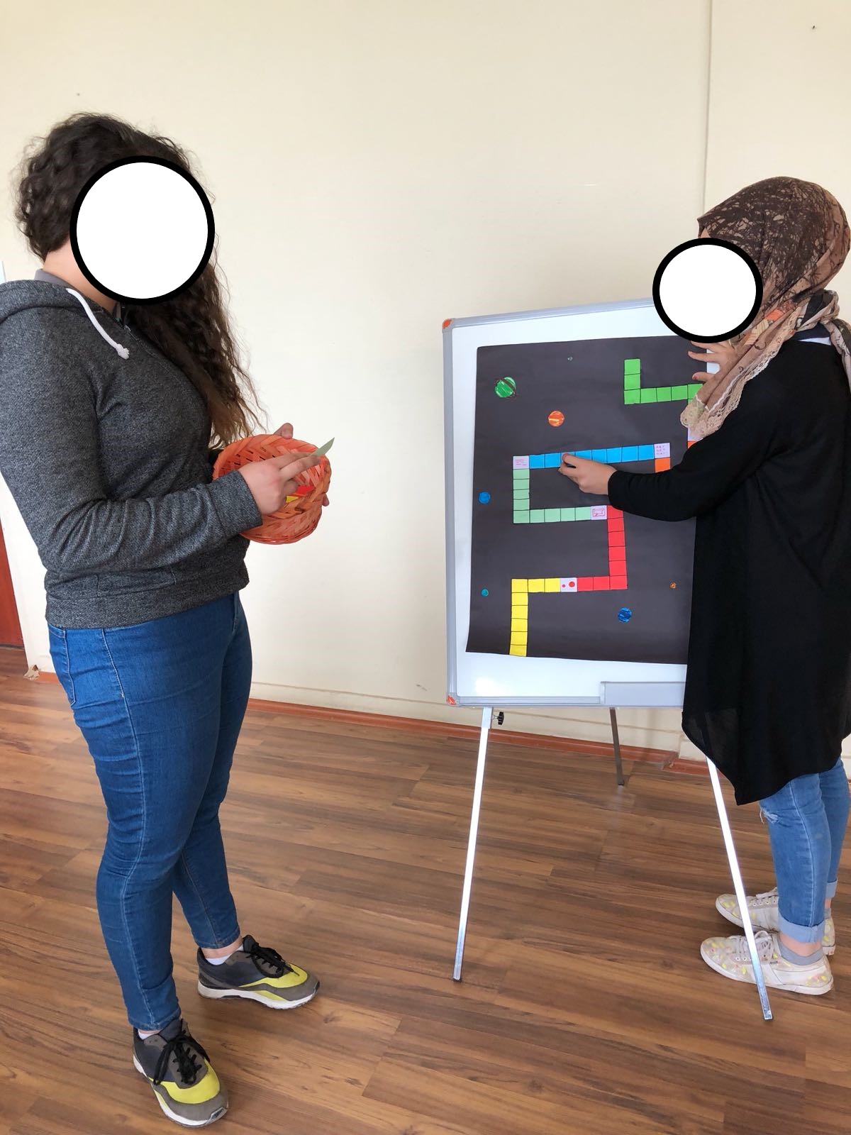 wheel of fortune by EBRU ÜRÜN KAYA - Illustrated by EBRU URUN KAYA - Ourboox.com