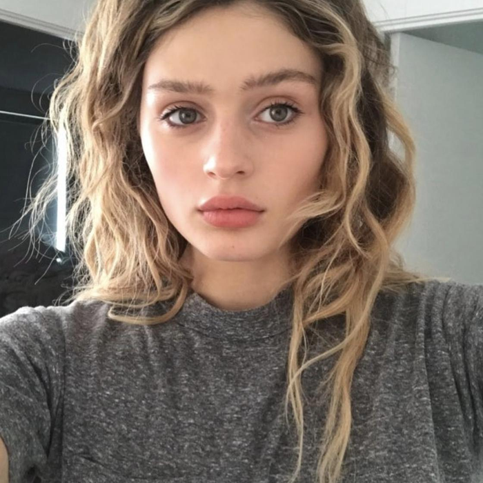 APPEARANCE by Olexandr Yatsenko - Illustrated by https://en.islcollective.com/english-esl-worksheets - Ourboox.com