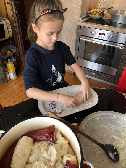 Бъдни вечер и Коледа с Веселите врабчета by Georgieva - Ourboox.com