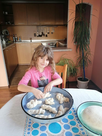 Бъдни вечер и Коледа с Веселите врабчета by Georgieva - Ourboox.com