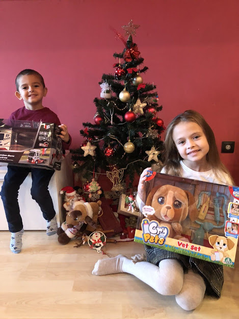 Бъдни вечер и Коледа с Веселите врабчета by Georgieva - Ourboox.com