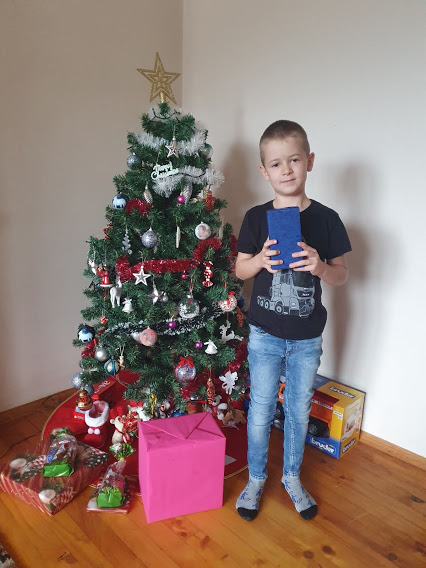 Бъдни вечер и Коледа с Веселите врабчета by Georgieva - Ourboox.com