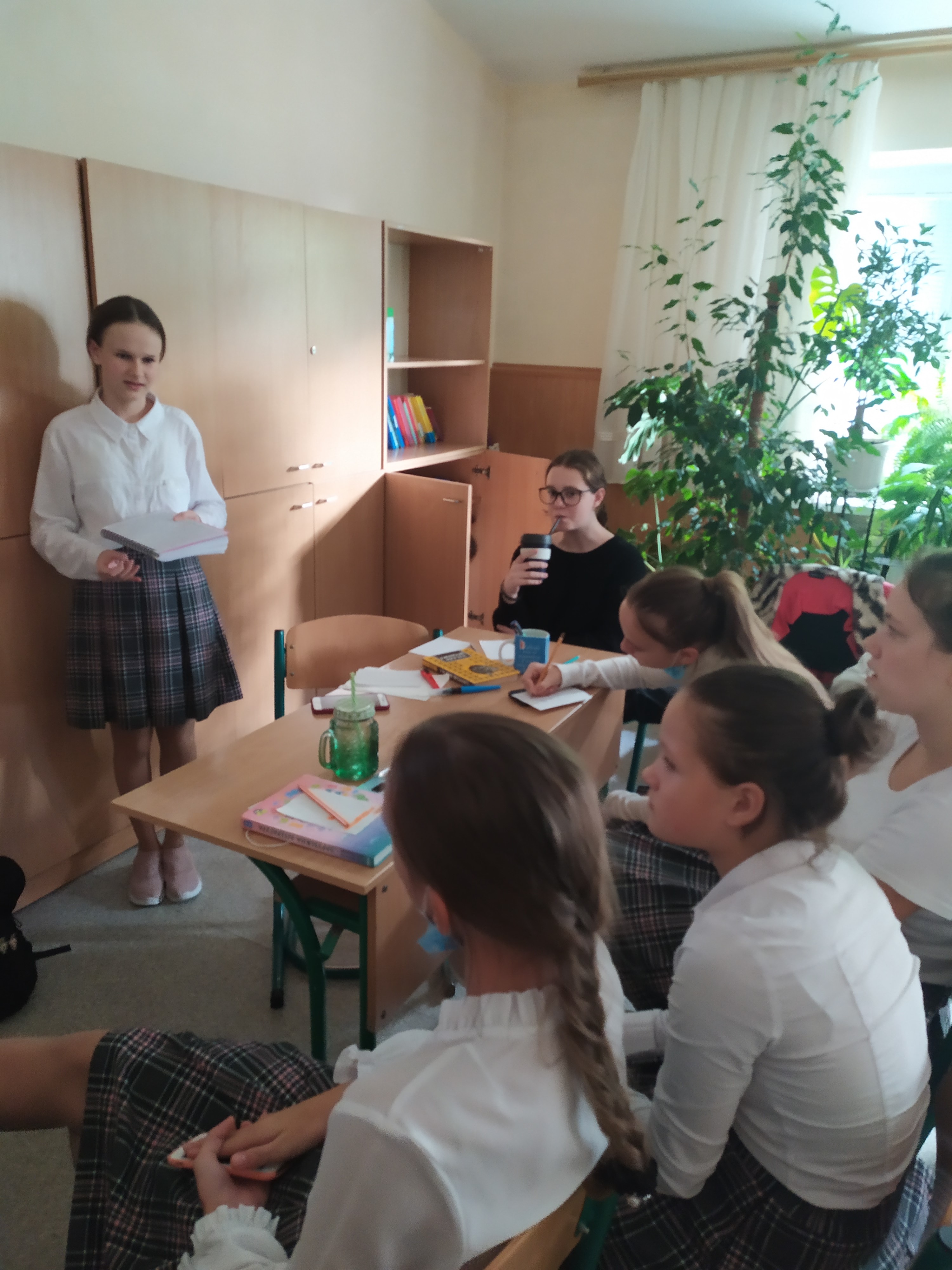 Проєкти учасниць Онлайн-інтенсиву для освітян by Nataliia - Illustrated by Лабораторія з розвитку критичного мислення НЦ"МАНУ" - Ourboox.com