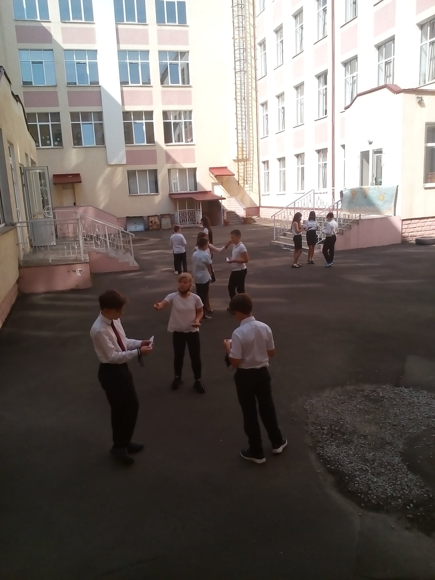 Проєкти учасниць Онлайн-інтенсиву для освітян by Nataliia - Illustrated by Лабораторія з розвитку критичного мислення НЦ"МАНУ" - Ourboox.com