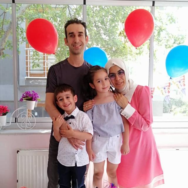 Öğretmenimle Unutamadığım Bir Anım Labirent Okul by T.Kutay - Illustrated by T.Kutay - Ourboox.com