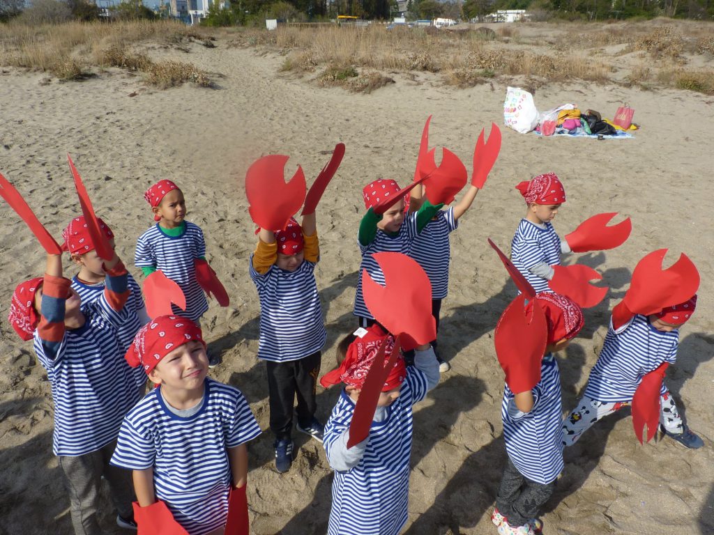 модно ревю by Natalia Yordanova - Ourboox.com