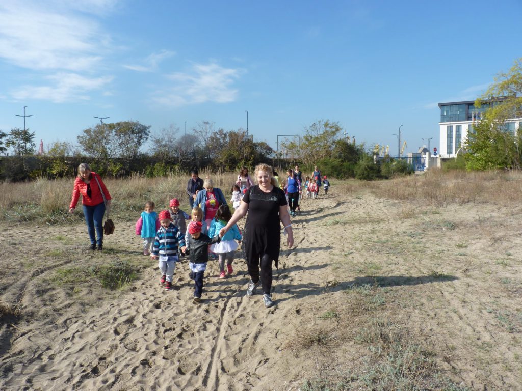 модно ревю by Natalia Yordanova - Ourboox.com