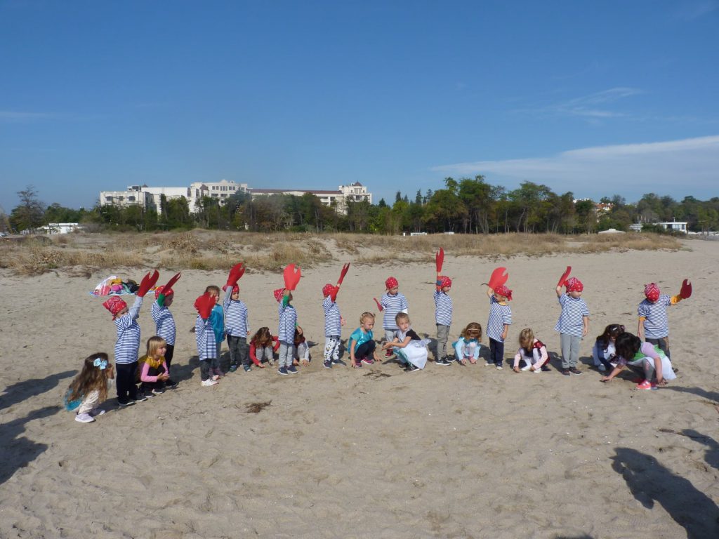 модно ревю by Natalia Yordanova - Ourboox.com