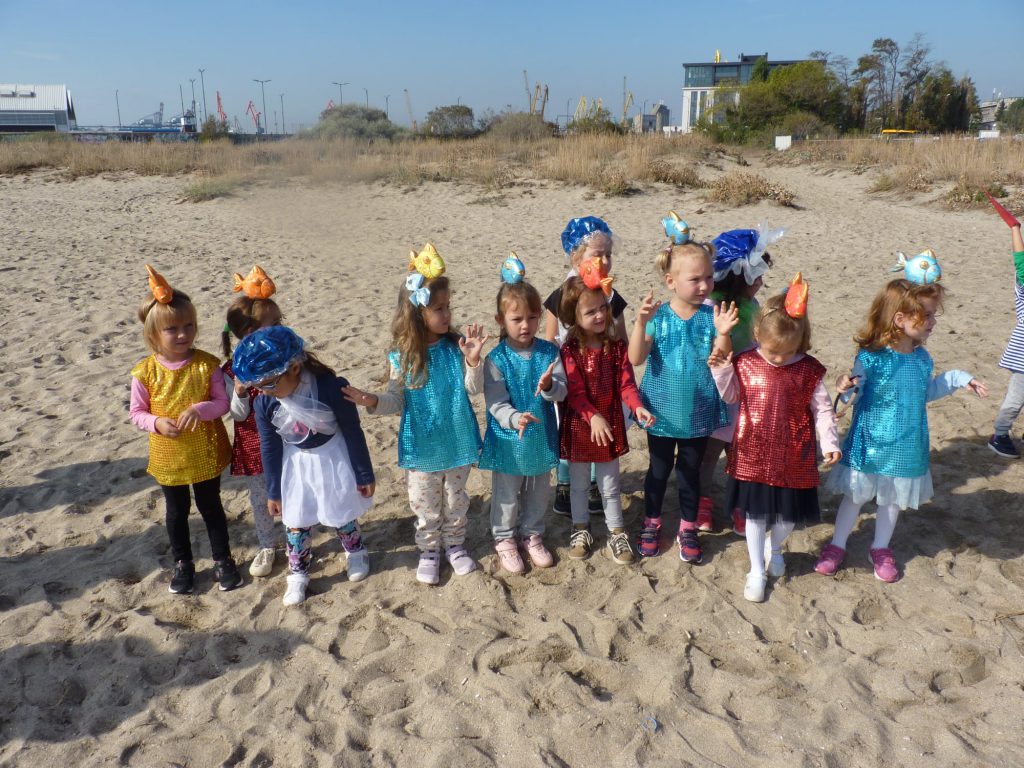 модно ревю by Natalia Yordanova - Ourboox.com